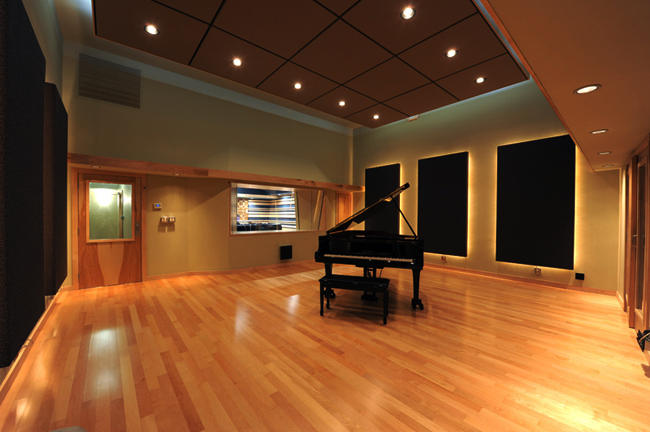 Audiotonix通过整合DPA、Wisycom和Austrian Audio的技术力量