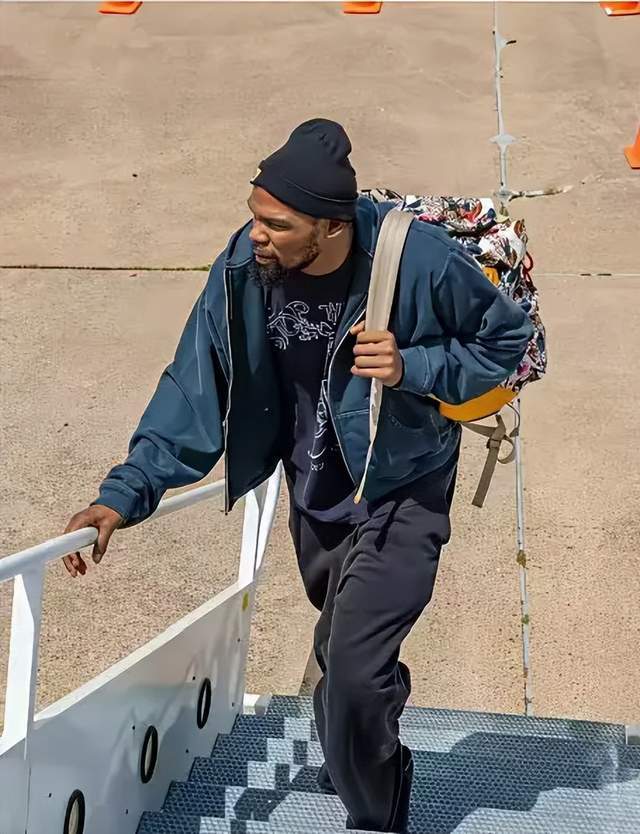 杜兰特伤退火箭惨败湖人 赛季命运悬于一线