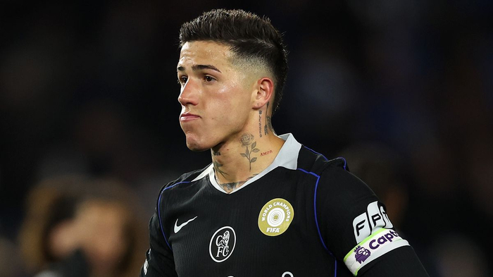 恩佐转会曼城引热议，切尔西续约陷入僵局